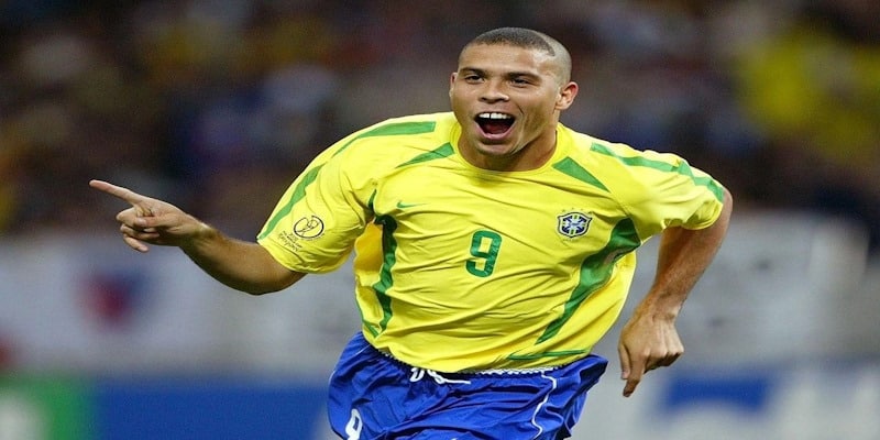 Ronaldo “Béo” - Nụ cười của kẻ chiến thắng